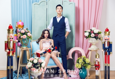 南昌金夫人婚纱摄影有限公司招聘化妆师