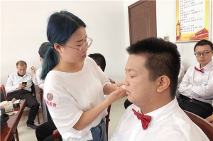 学习化妆的渠道有哪些呢？