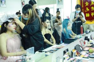 南昌学化妆美甲哪里好？找化妆学校注意这几点！