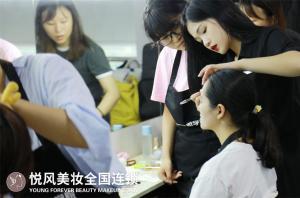 南昌化妆学校学化妆，新手需要注意什么？
