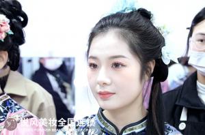 想成为化妆师，看看悦风美妆学院